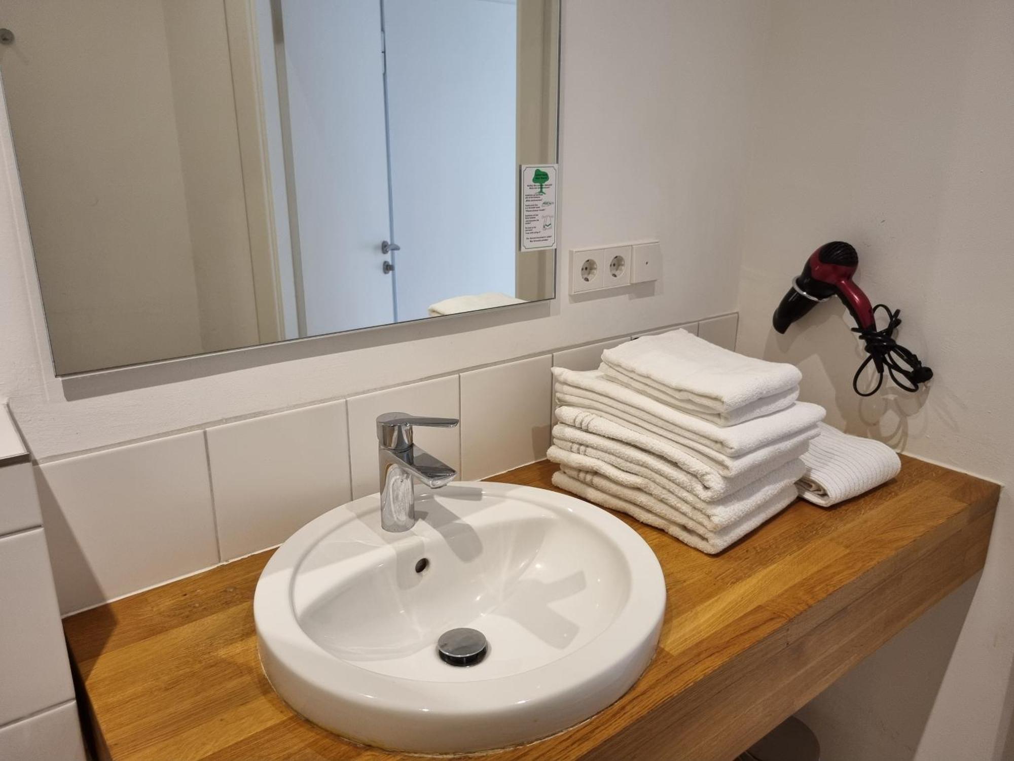 Bms Balance - Natur, Entspannung, King Size Bett, Free Parking, Top Lage, Netflix Wolfsburg Exterior photo